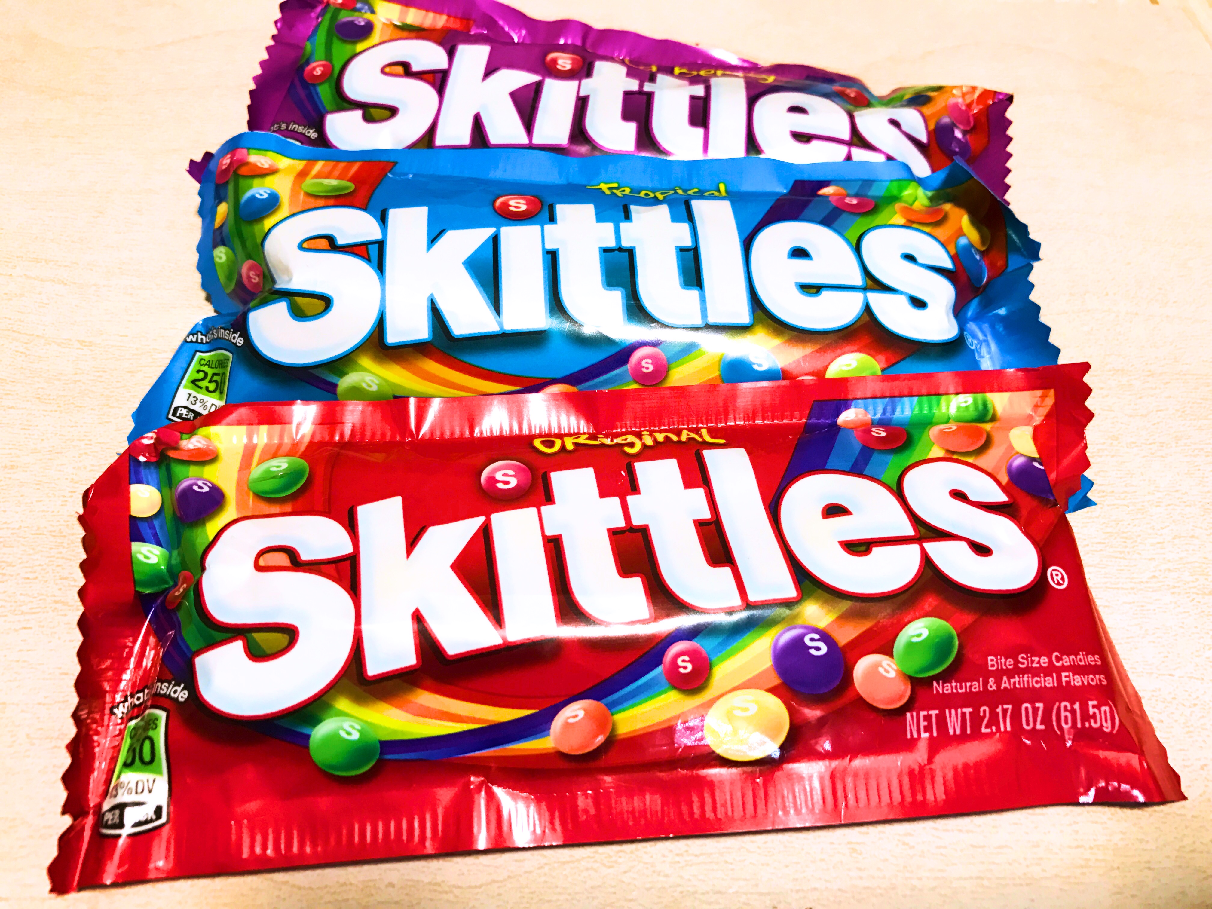 Skittles スキットルズ 海外のキャンディーを食べてみた ラクダラブログ